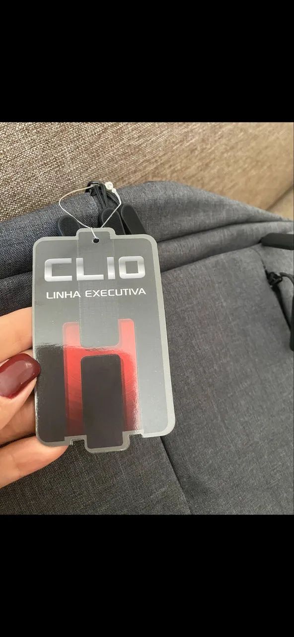 Mochila executiva cinza nova - Foto 4