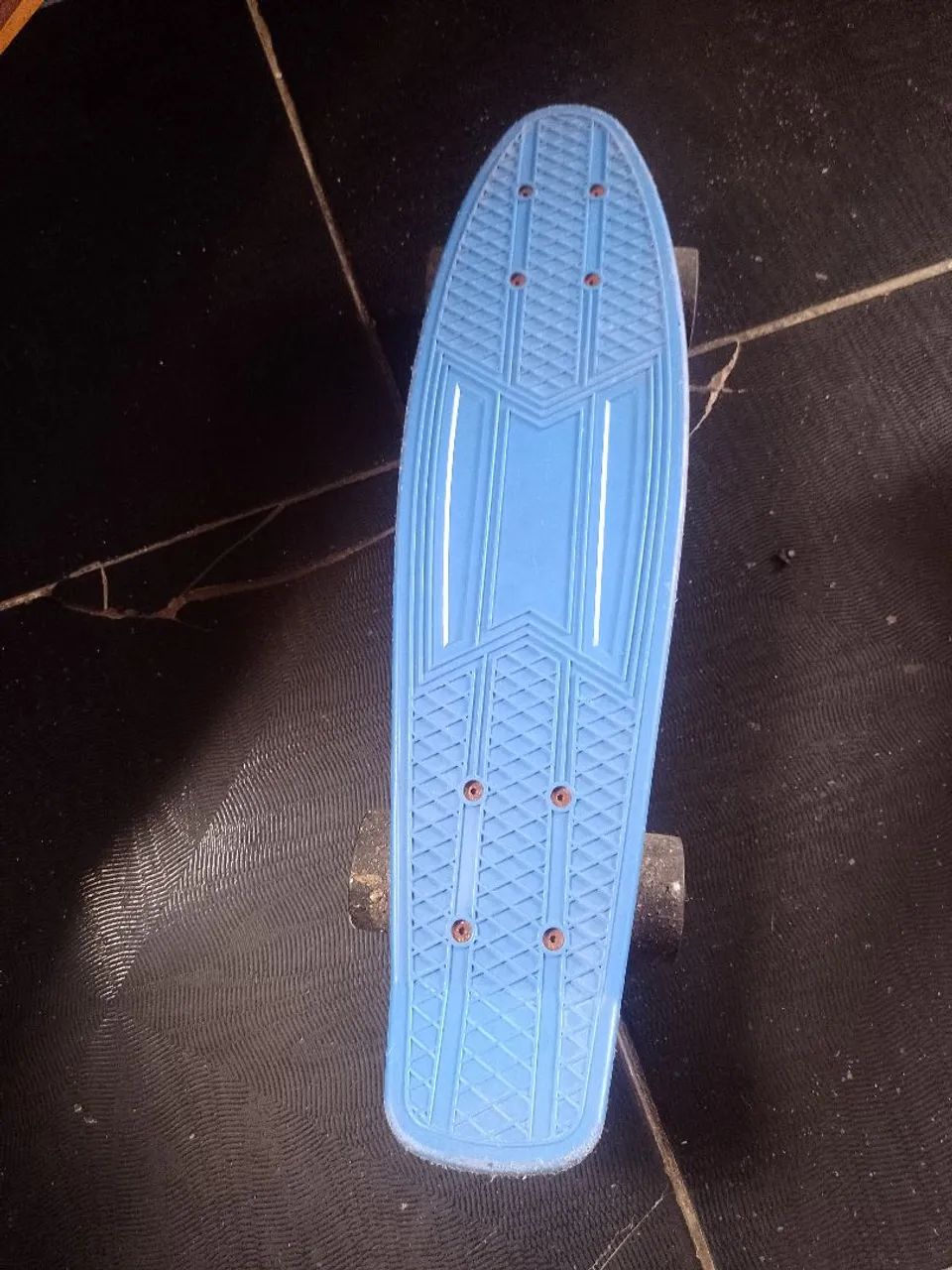 SKATES DE PLÁSTICO RESISTENTE - Foto 2