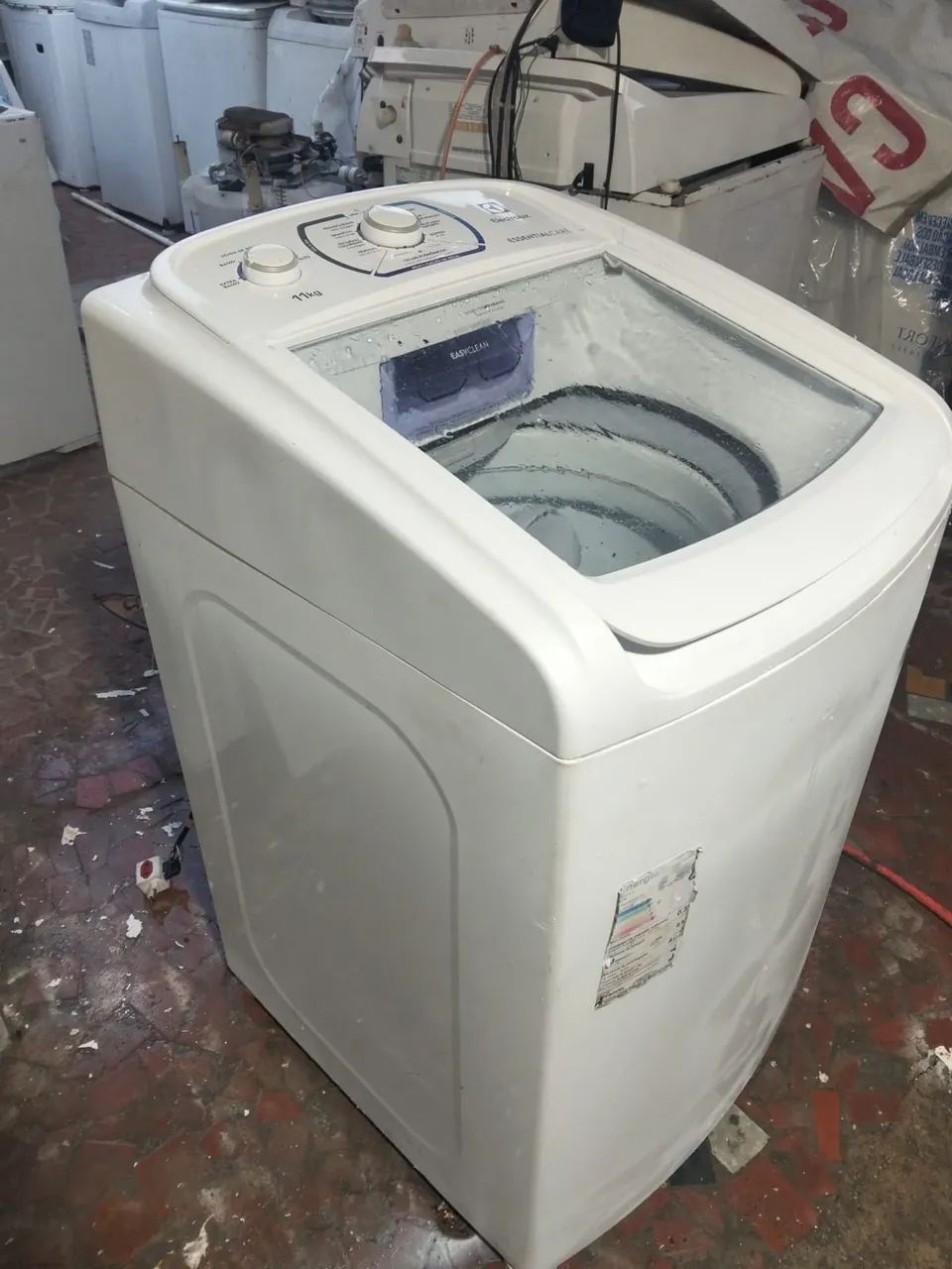 MÁQUINA DE LAVAR ROUPAS ELECTROLUX 11KG - Foto 4