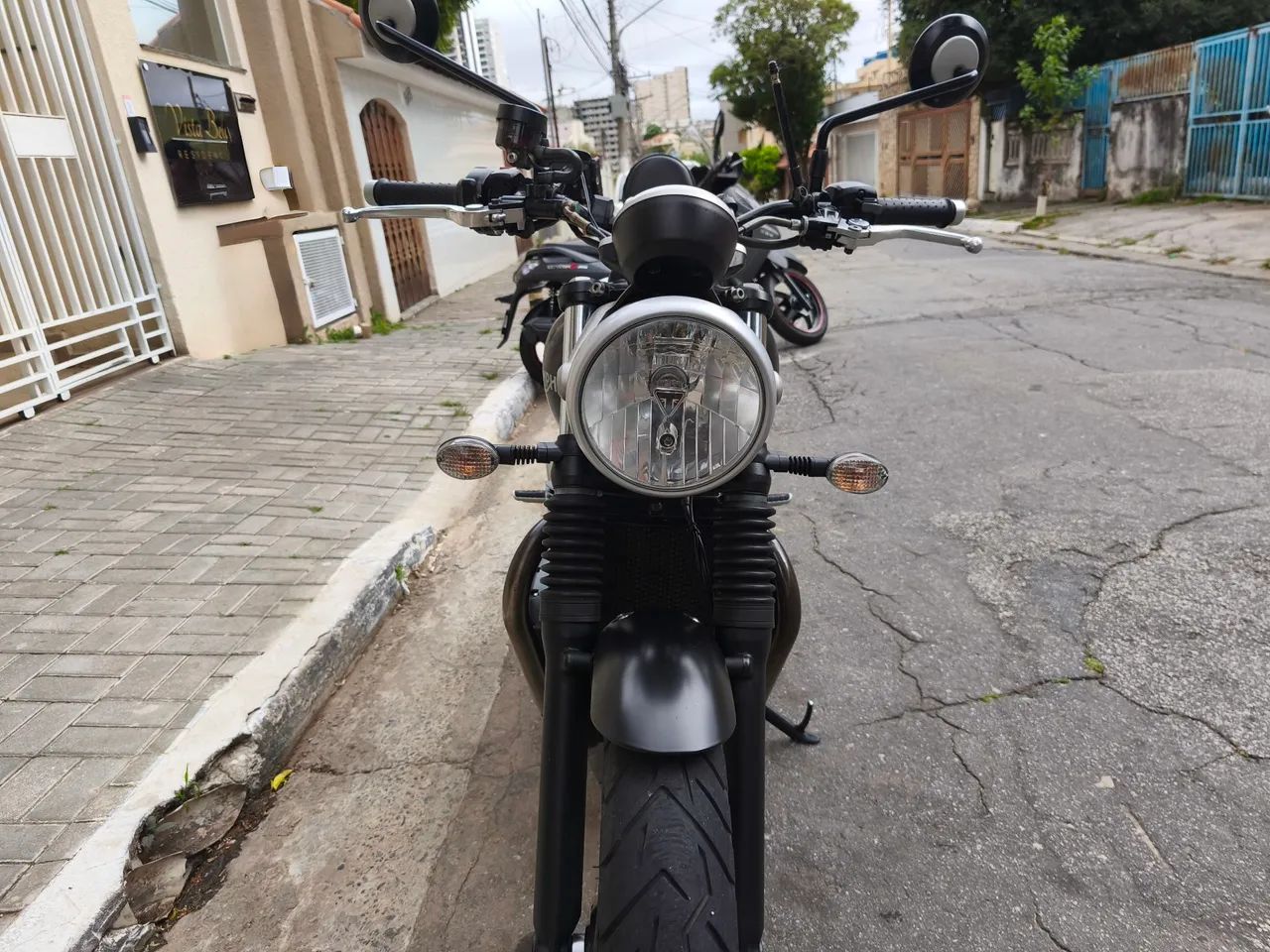 Triumph Street Twin 900 - 2017 - Foto 8