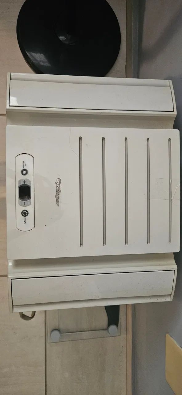 Ar condicionado Springer COM DEFEITO