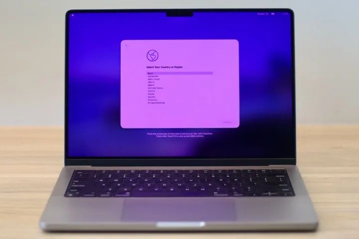 Macbook Pro M1 Pro 14" 16Gb Ram 512gb SSD 8-core CPU 14-core GPU Cinza Espacial - Foto 3