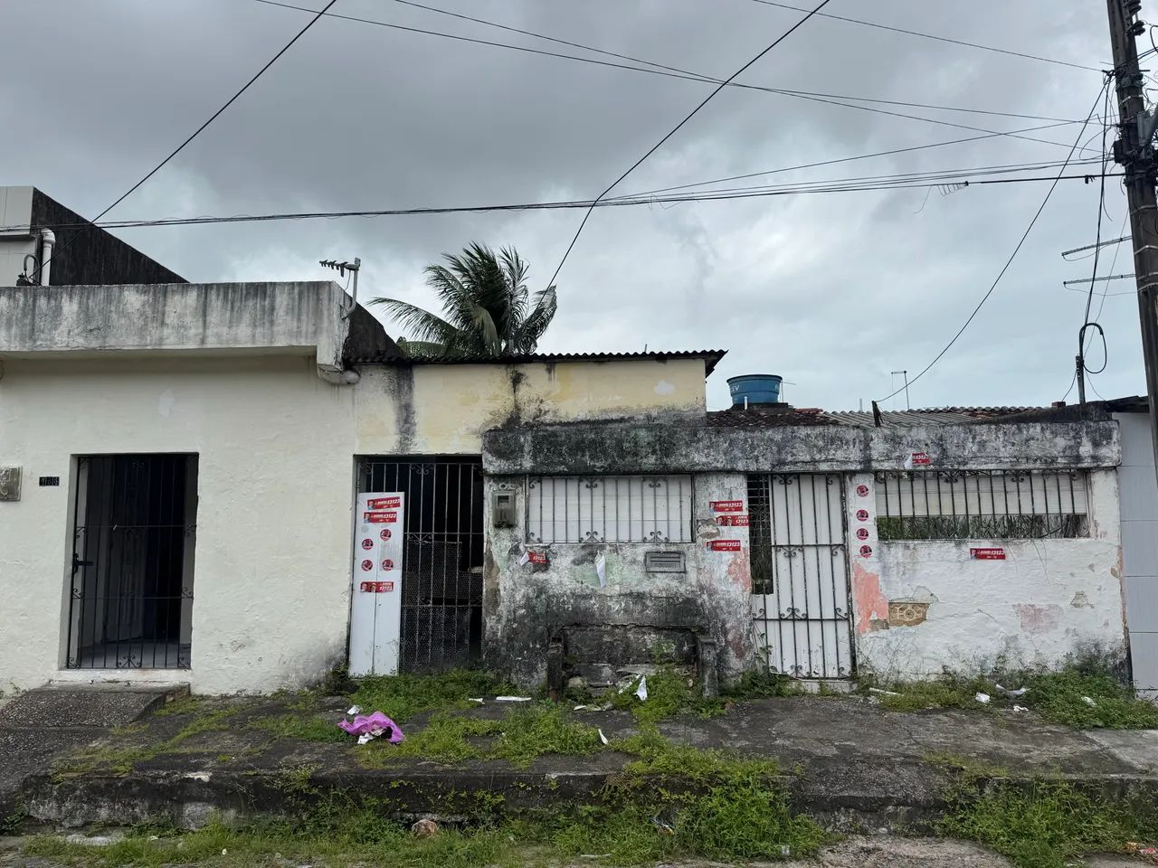 Vende - se terreno