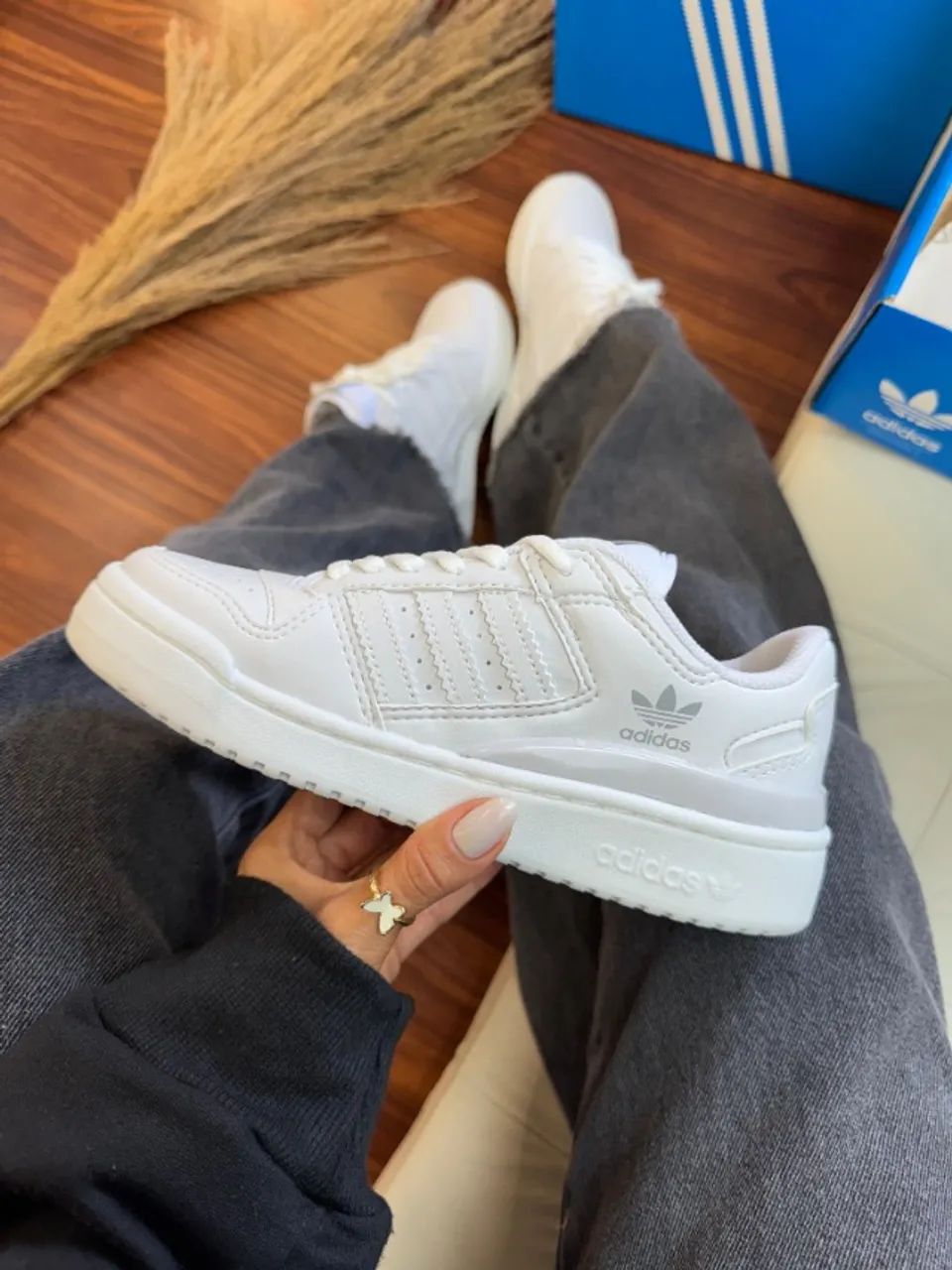 Tênis Adidas Fórum Low Unissex Premium Cor: Branco/Prata - Disponível 34 AO 43  - Foto 5