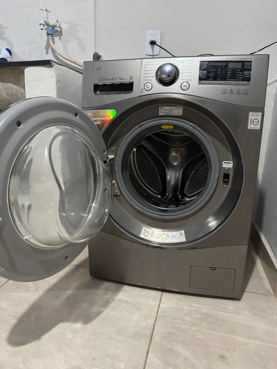 Máquina lava e seca 