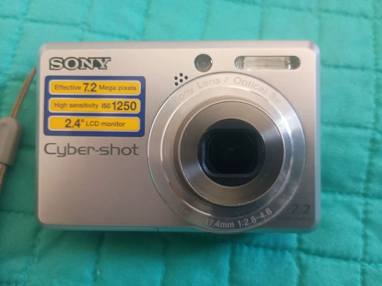 Câmera Sony cybershot 7.2 com cartao *lindissima*