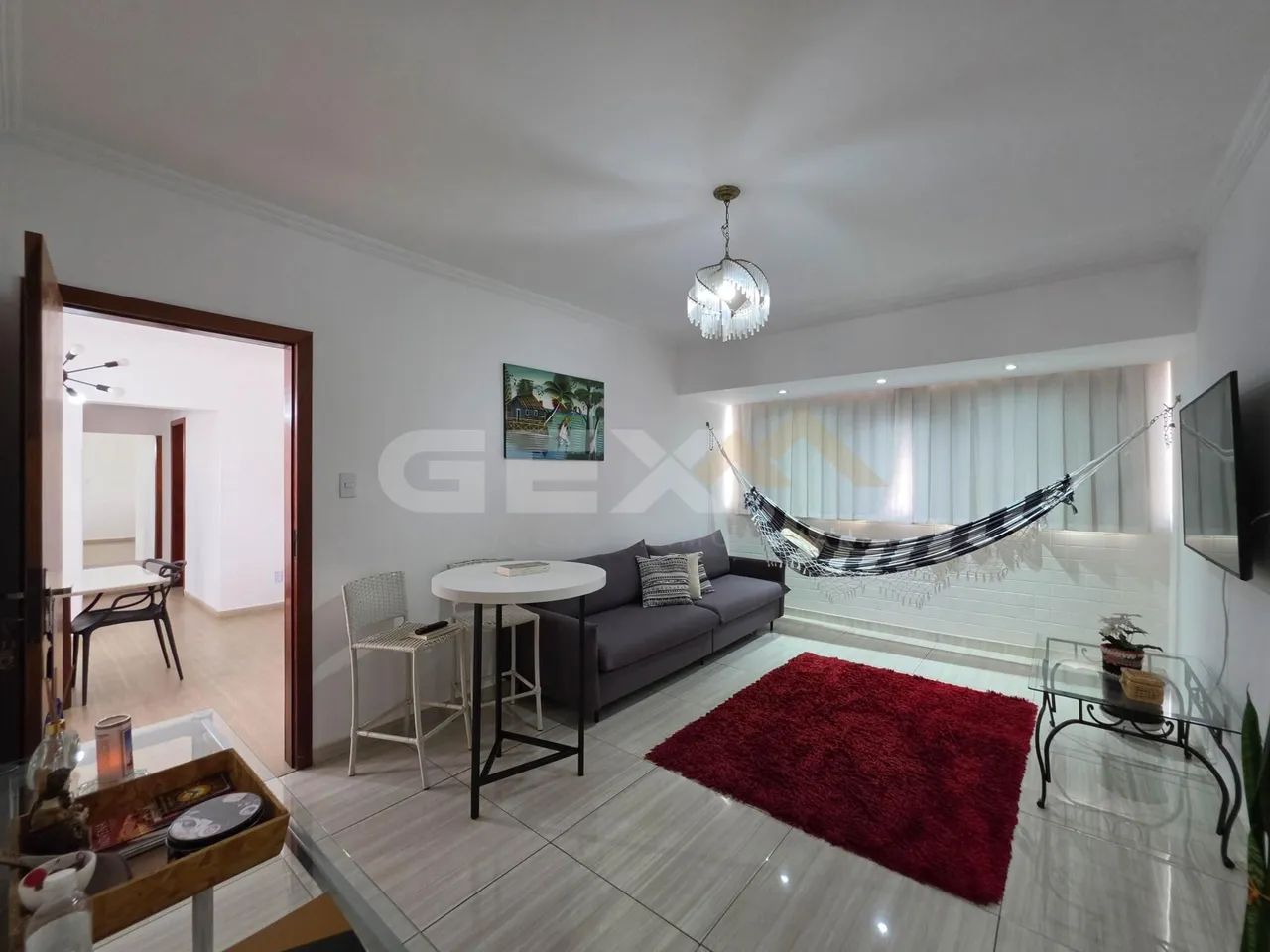 Apartamento à Venda com 03 Quartos no Centro de Divinópolis MG.