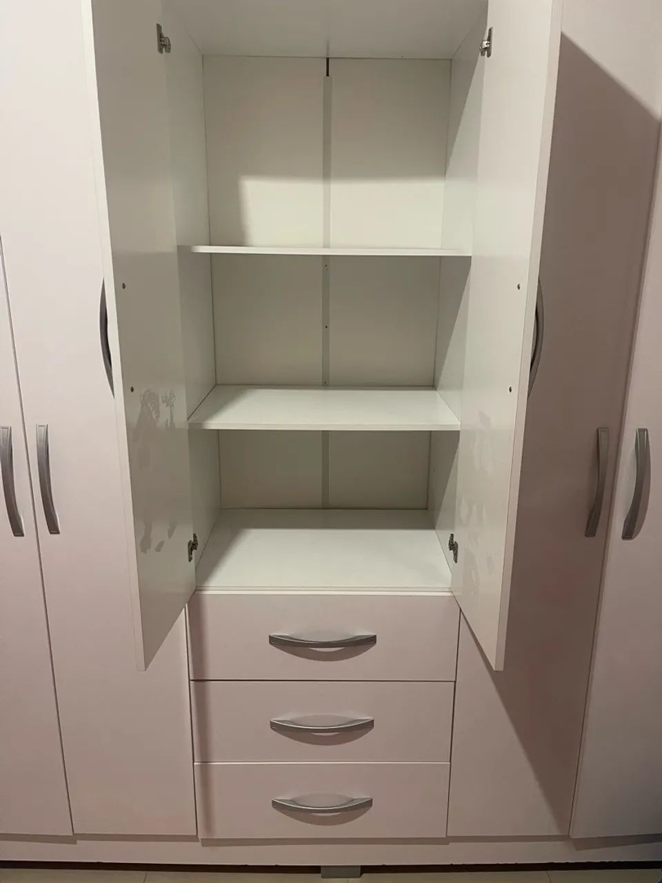 Guarda Roupa 