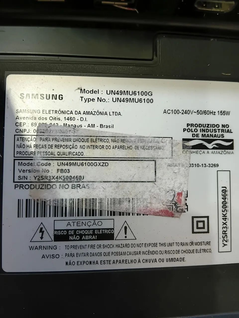 Tv Samsung 49 com tela quebrada mas com som.  - Foto 2