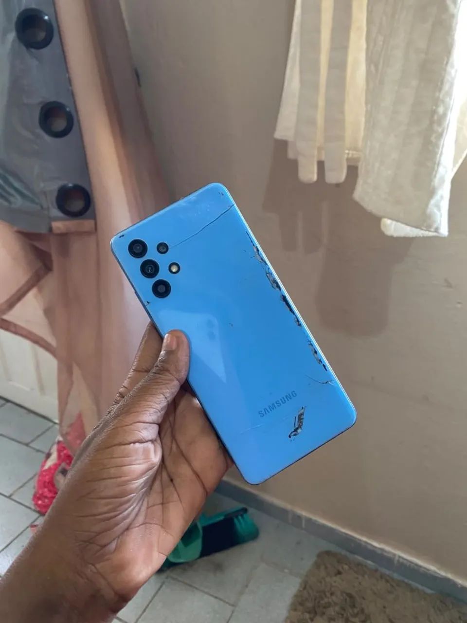 Celular A32 - Foto 2