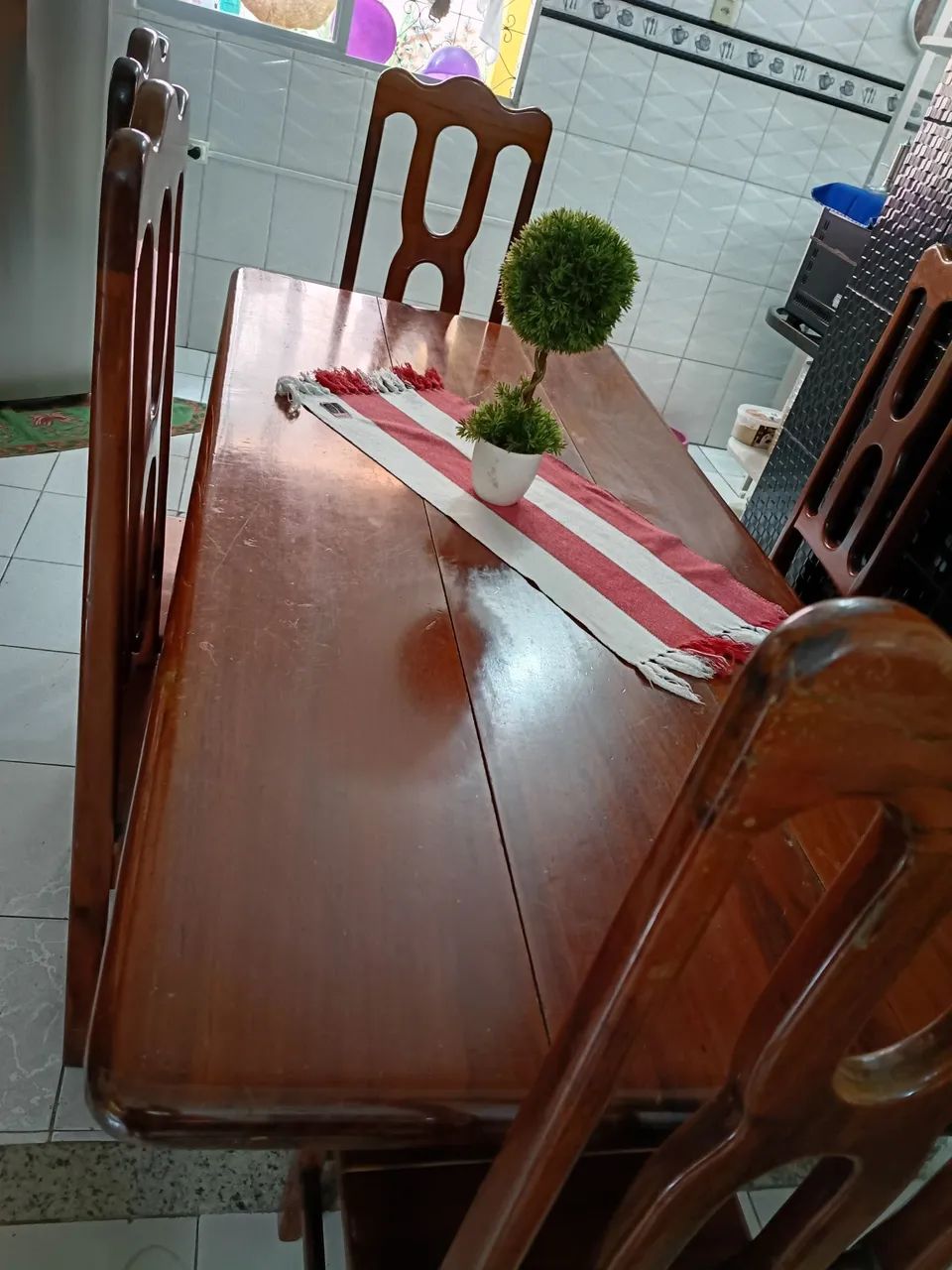 Mesa com 6 cadeiras  - Foto 3