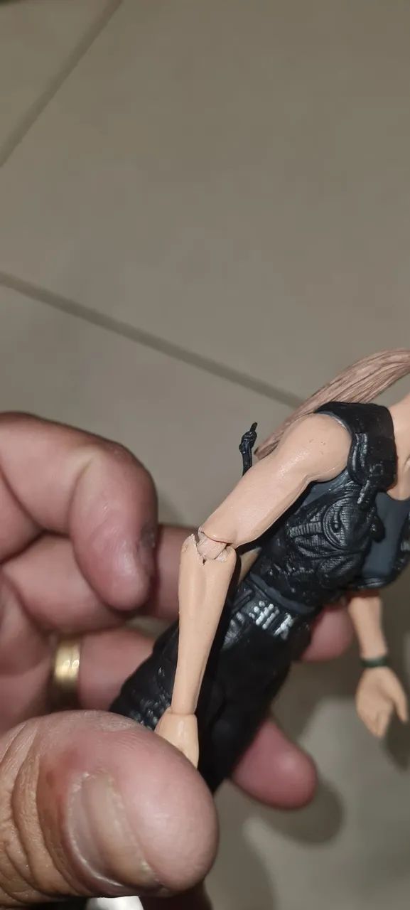 Exterminador sara connor Neca Toys - Foto 4