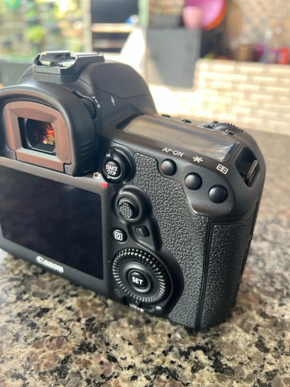 Canon EOS 5D Mark IV Full Frame - Foto 5