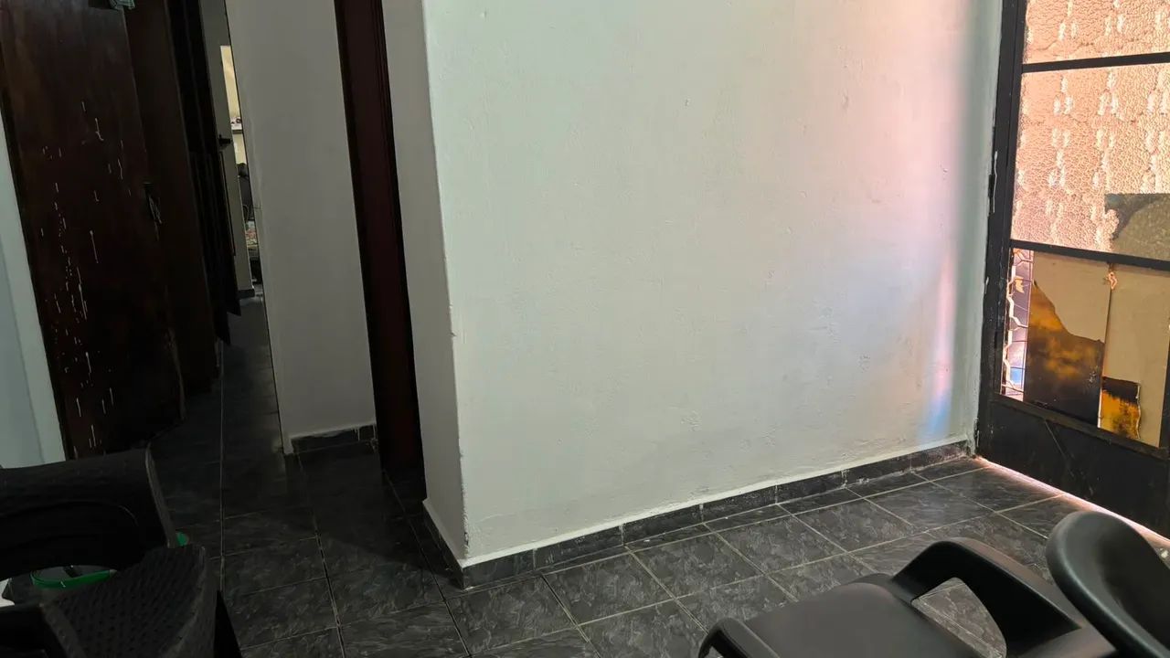Vende - se uma casa - Foto 4