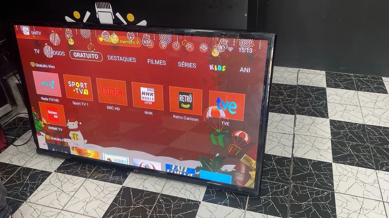 Vendo Tv LG 65 polegadas top de linha em estado de nova obs nao e smartv R$ 2050,00 - Foto 6