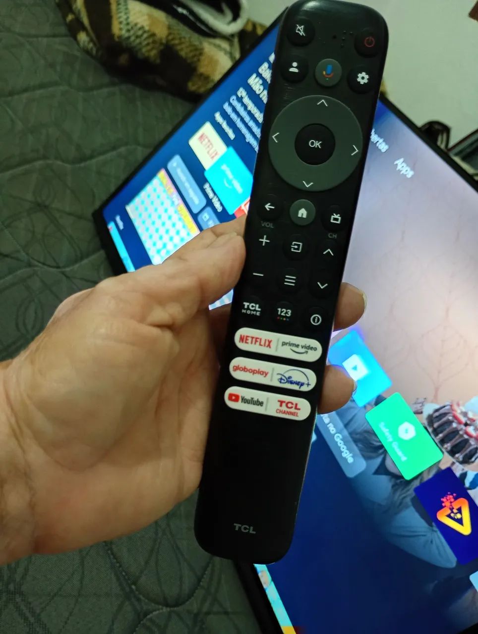 Vendo essa tv da TCL 32 polegadas smart Android  - Foto 3
