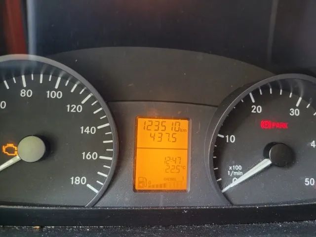 Passo a dívida ,Van Sprinter CDI 415 - 28 LUGARES 2019 - Foto 3