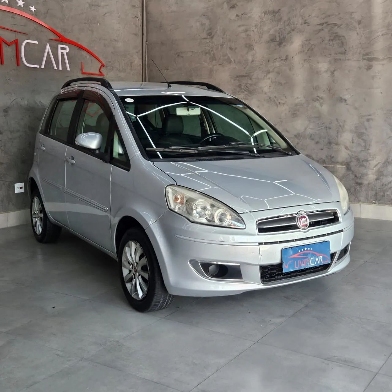 Fiat Idea Attractive 1.4 Fire Flex 8V 5P 2014 - Foto 3