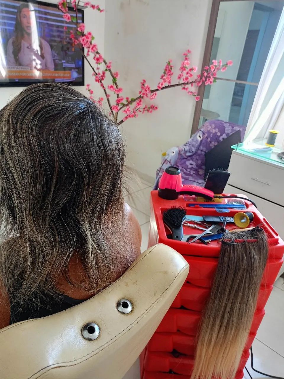 Manutenção de mega hair - Foto 2