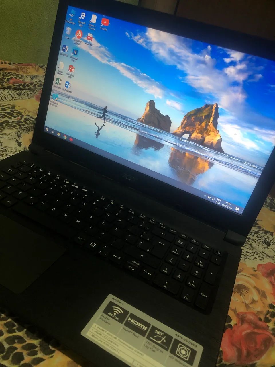 Notebook com 2 mês de uso 