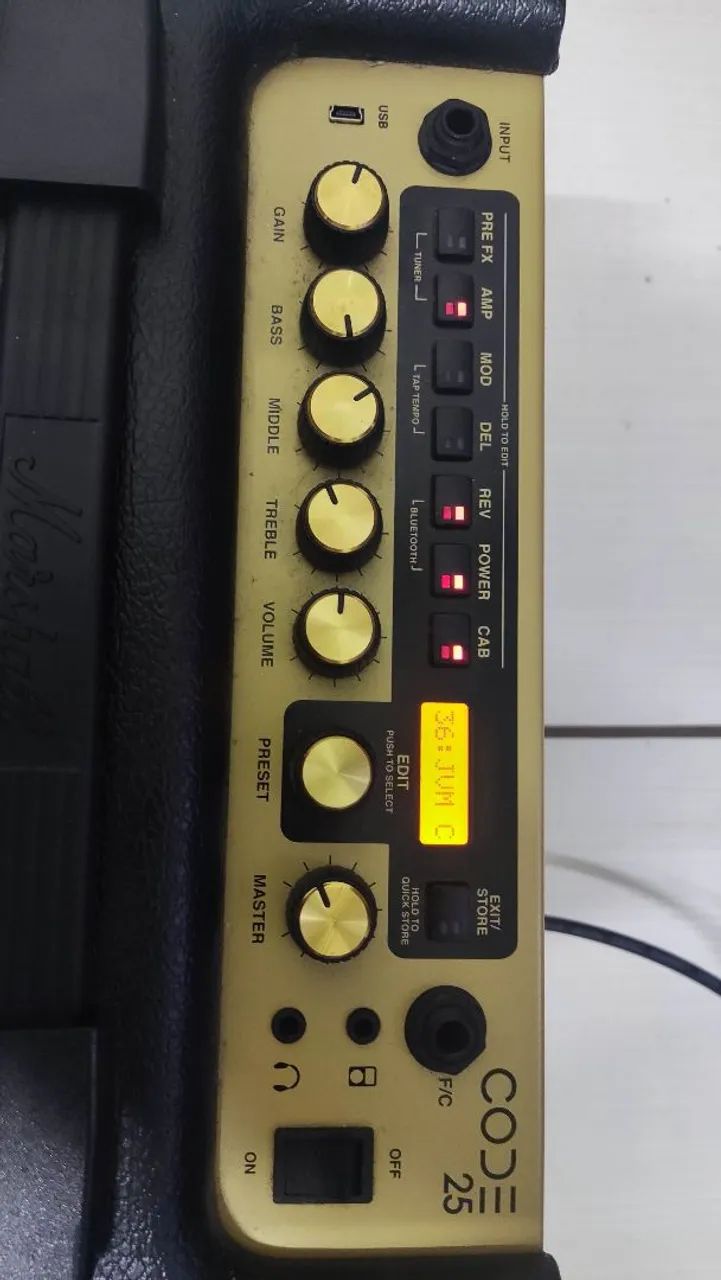 Amplificador Marshall Code 25  - Foto 4