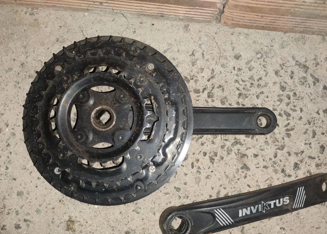 Pedivela triplo de bicicleta