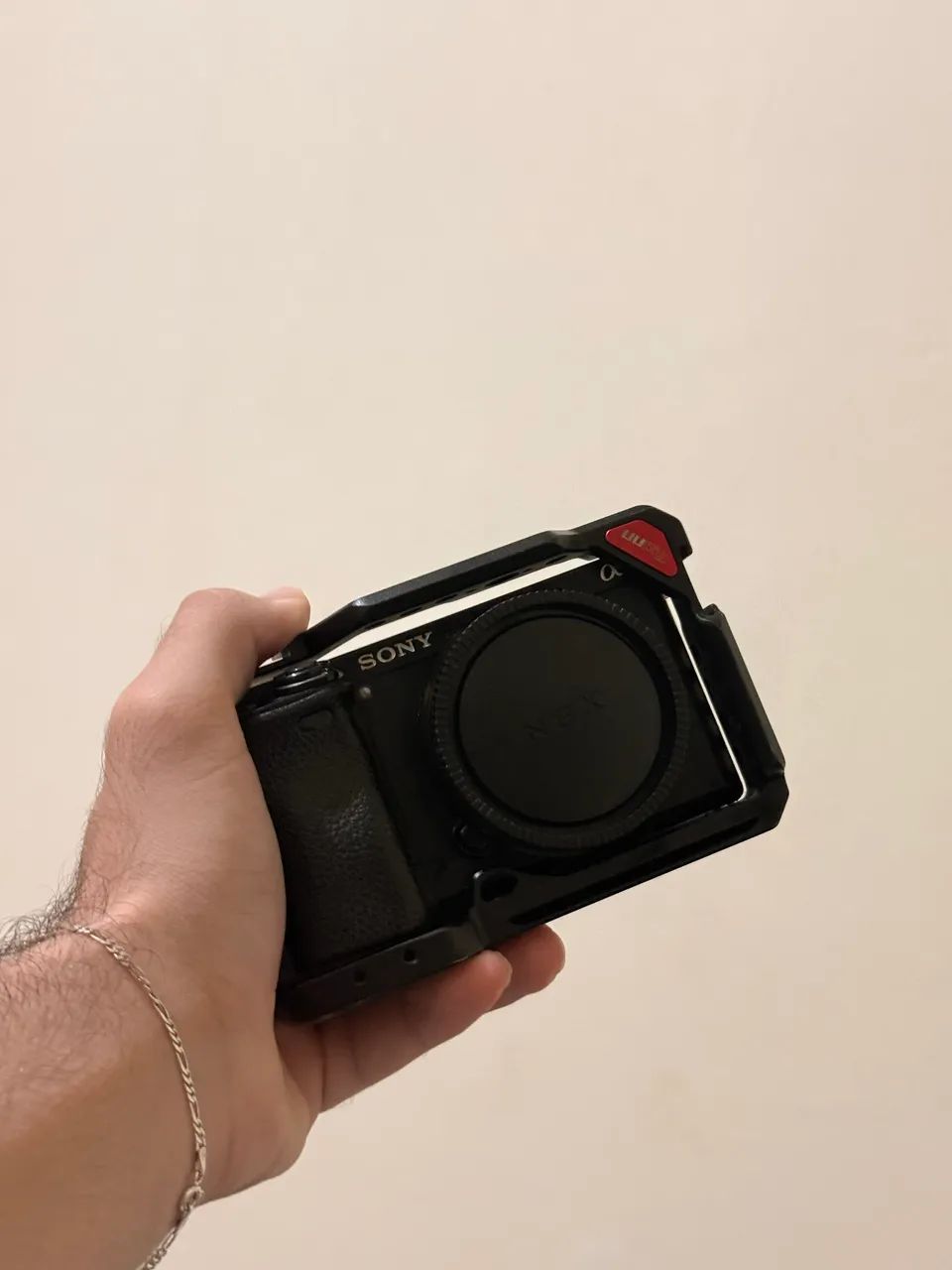 SONY A6300 + CAGE + LENTE  - Foto 3
