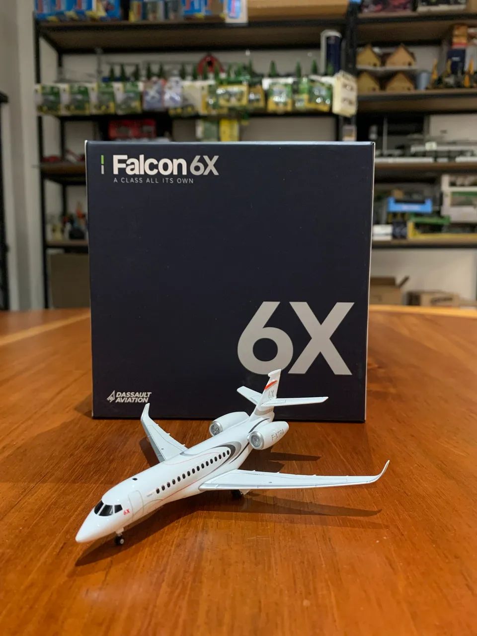 Miniatura Dassault Falcon 6X 1/200 - Foto 4