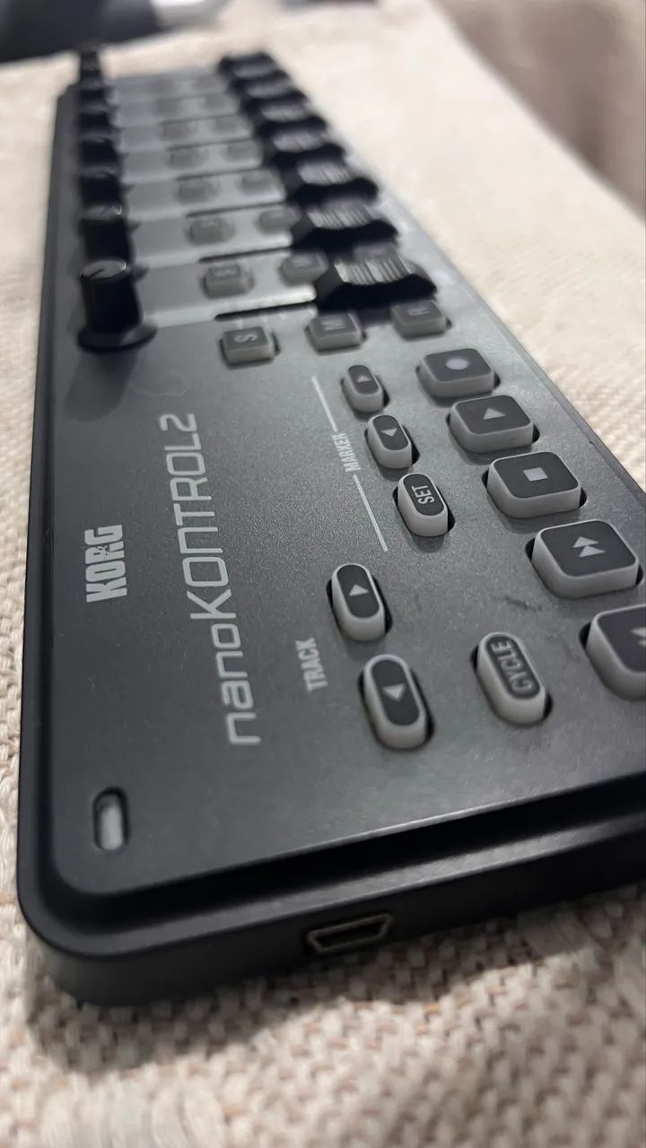 Korg kontrol 2 - Foto 2