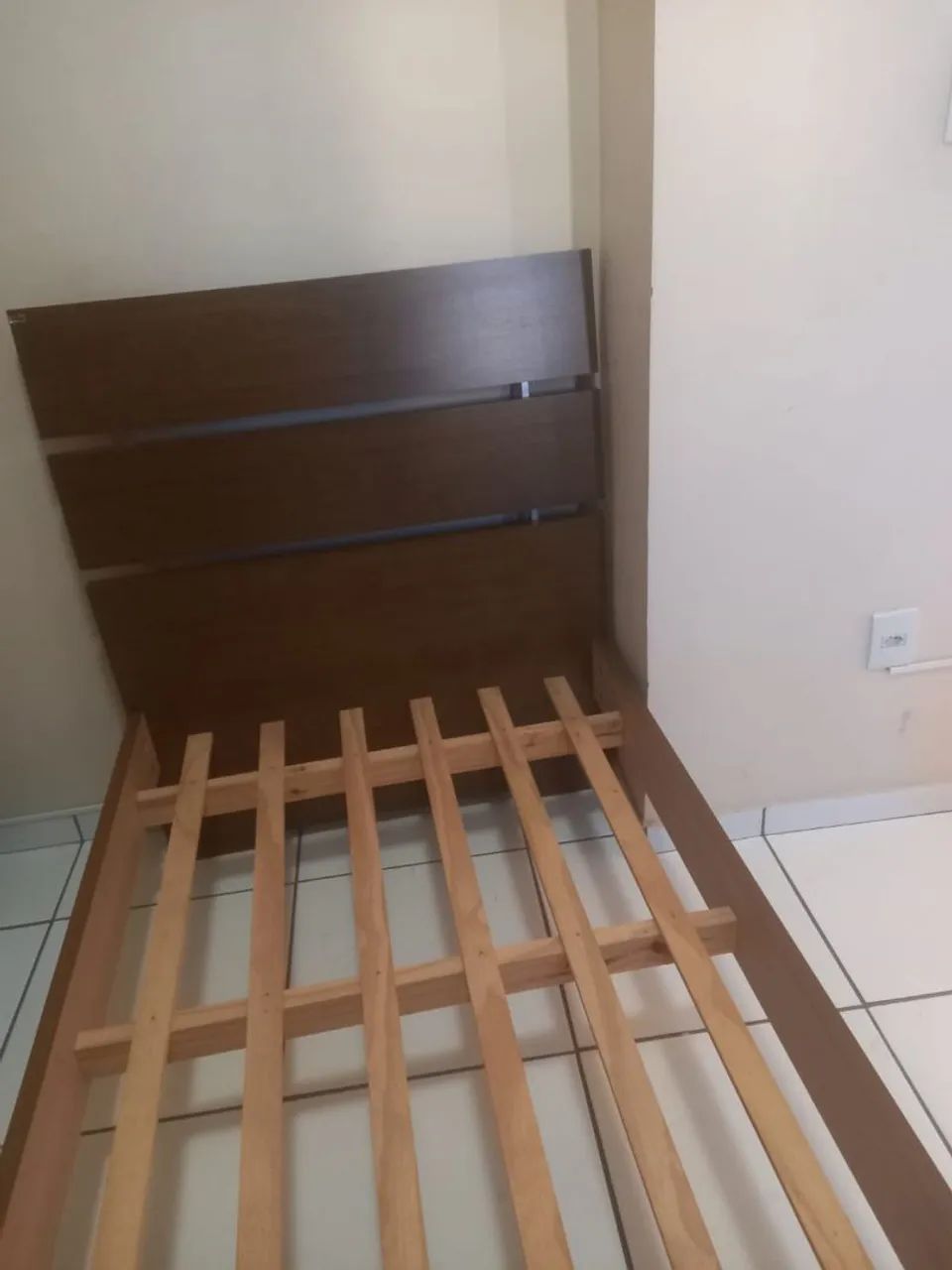 Cama de Solteiro em MDF - Ótimo Estado! - Foto 3