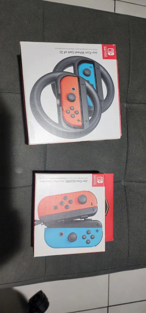Joy-Con Nintendo Switch vermelho/Azul + brinde