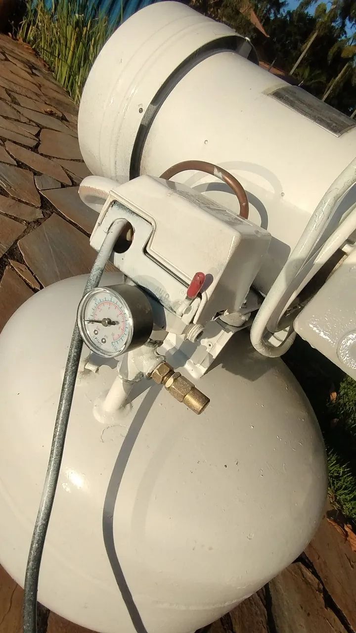 Compressor odontológico Schulz ( nacional) 6pcm  - Foto 4