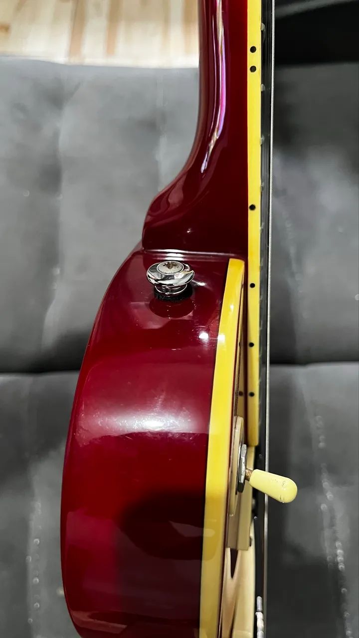 Vendo Guitarra LesPaul Hurricane  - Foto 2