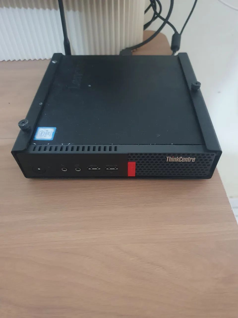Estação de trabalho lenovo thinkcentre core i5 7 geração