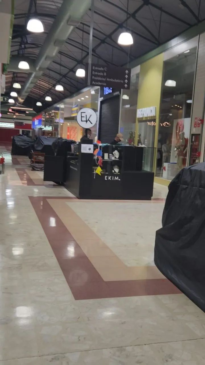 VENDO URGENTE QUIOSQUE P/SHOPPING  - Foto 4
