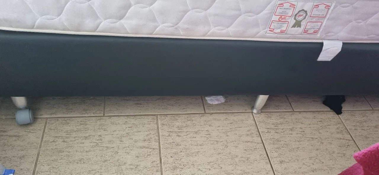 Cama box +olchão Solteiro Ortopédico - Ótimo Estado  - Foto 2
