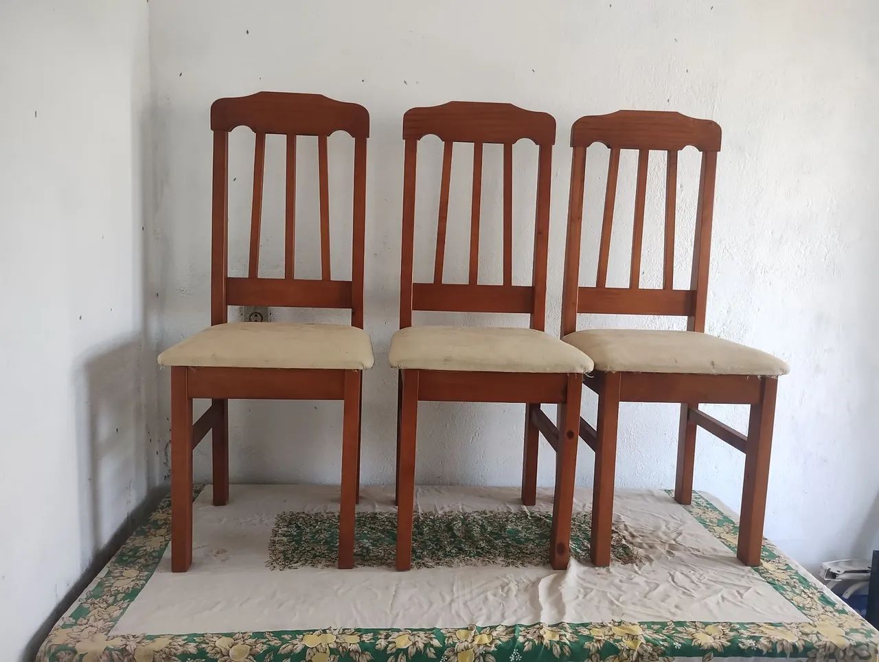 Mesa e cadeiras maci ça  - Foto 2