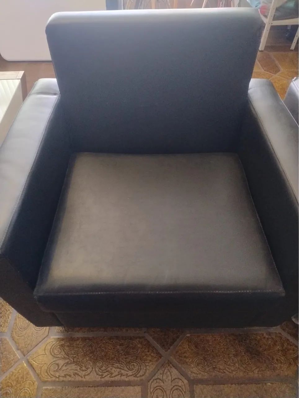 Par de poltronas em couro  - Foto 4