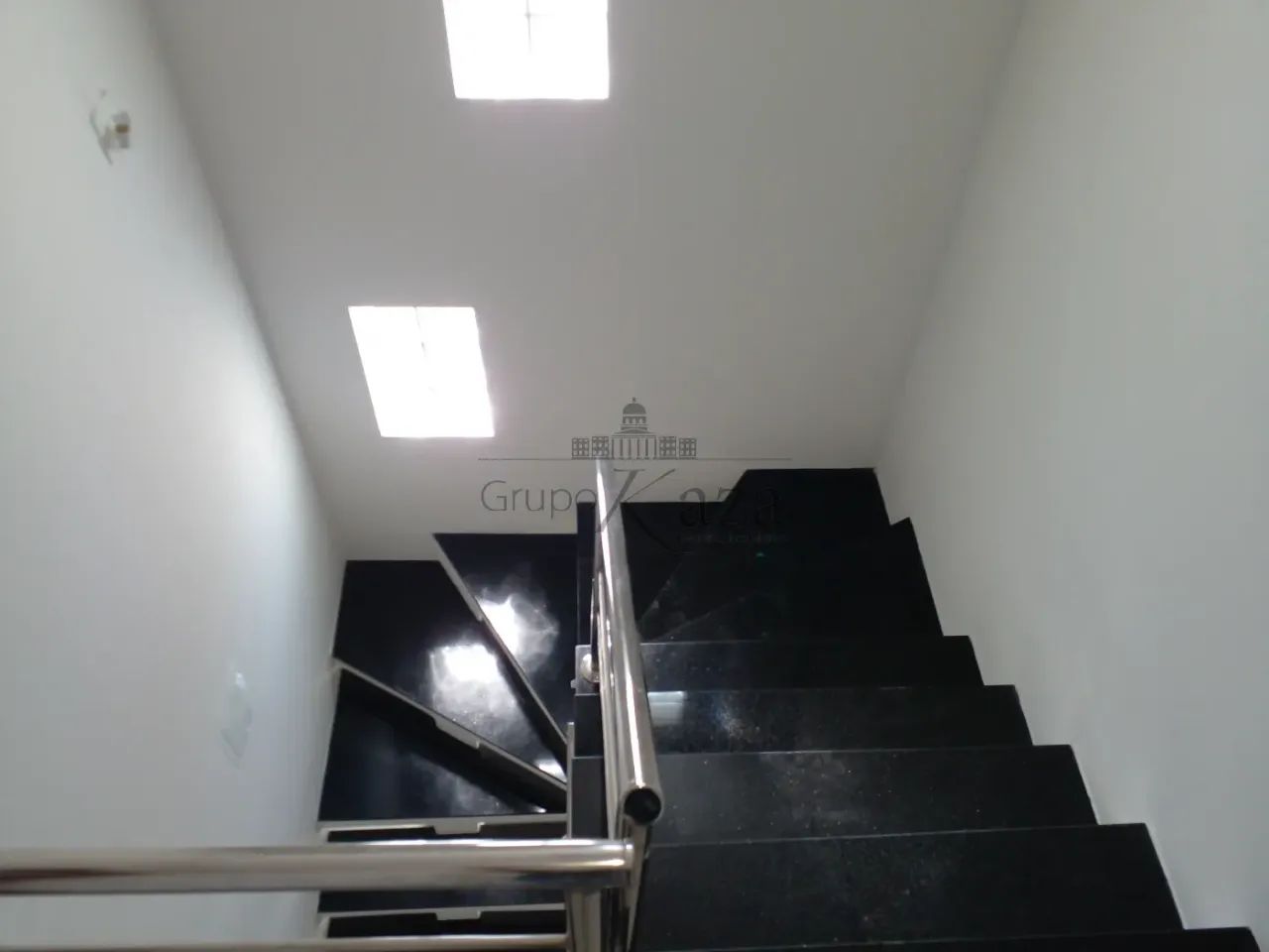 Casa - Sobrado - Vila Industrial - 4 Dormitórios - 290m² - Foto 4