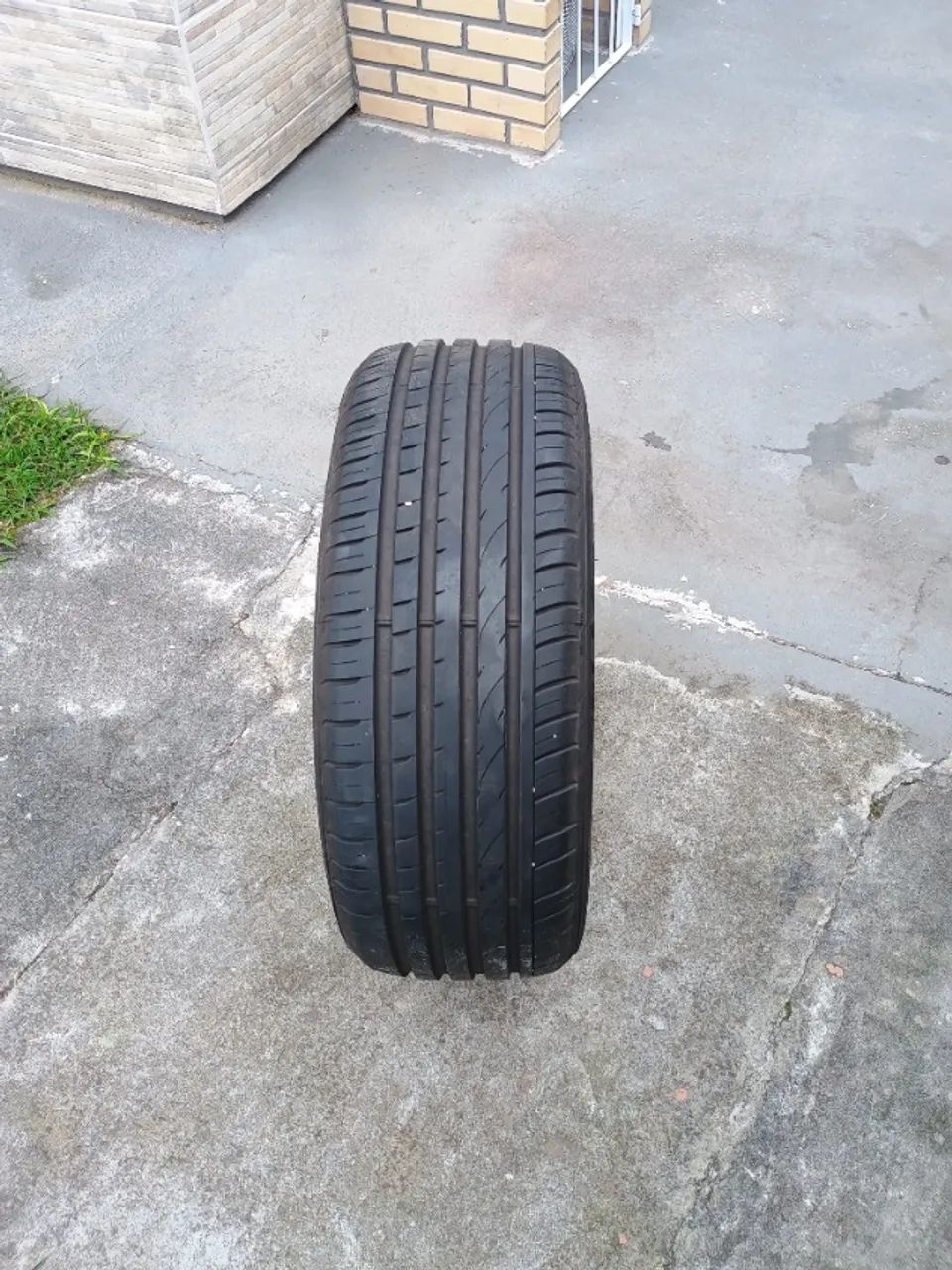 Pneu aro 17, 225/50 - Foto 4