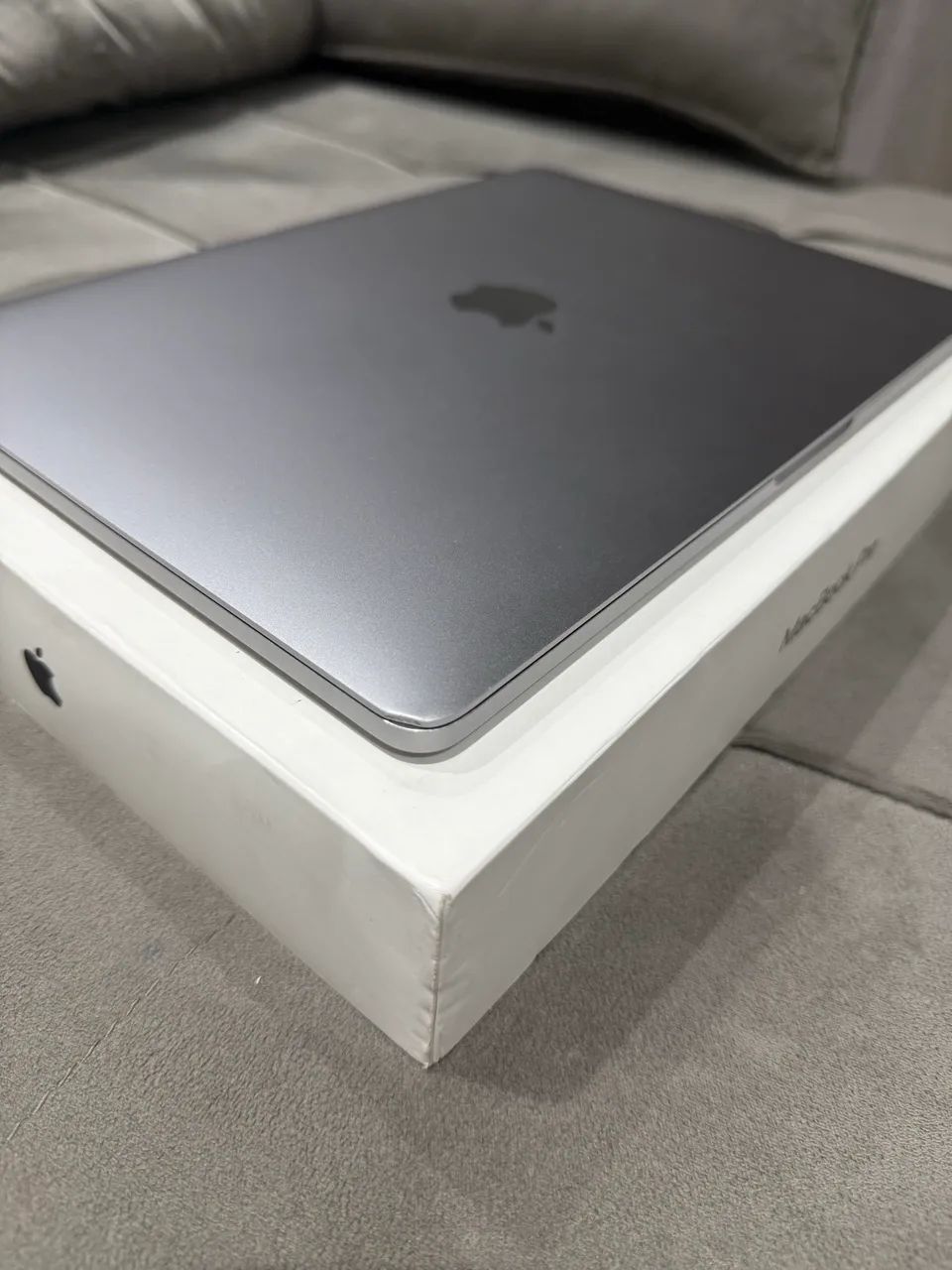 MacBook Pro 2017 13 Polegadas  - Foto 2