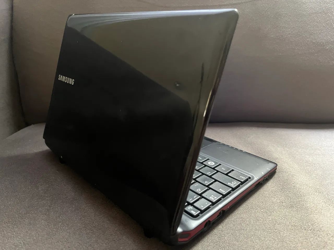 Mini Notebook Samsung bateria c/ Excelente duração Win10 - Foto 2