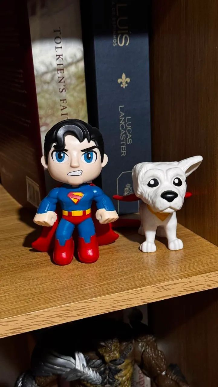 Superman e Krypto - Burger King colecionáveis 2025<br>50 reais