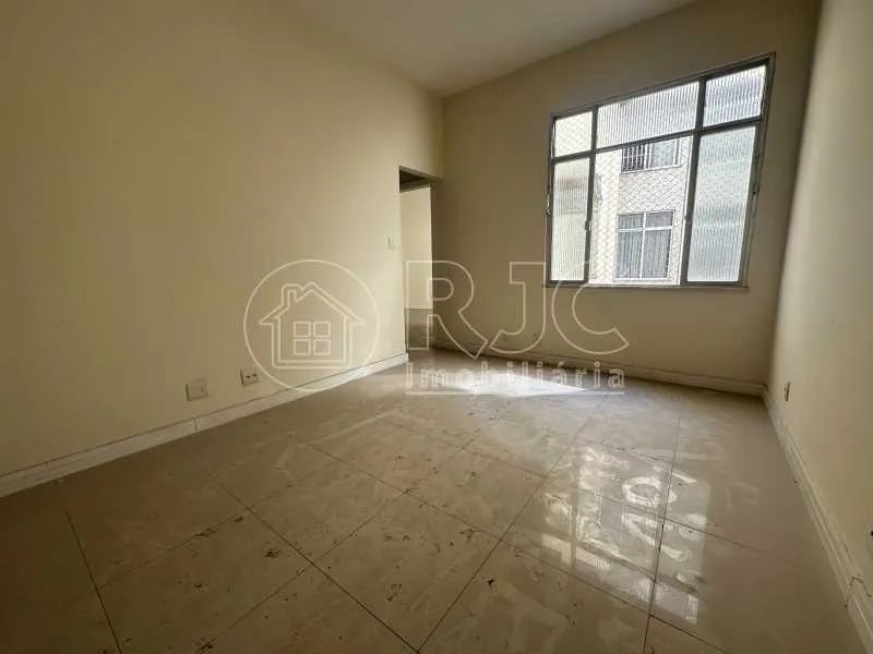 Apartamento - Padrão / Residencial / Tijuca - Foto 2