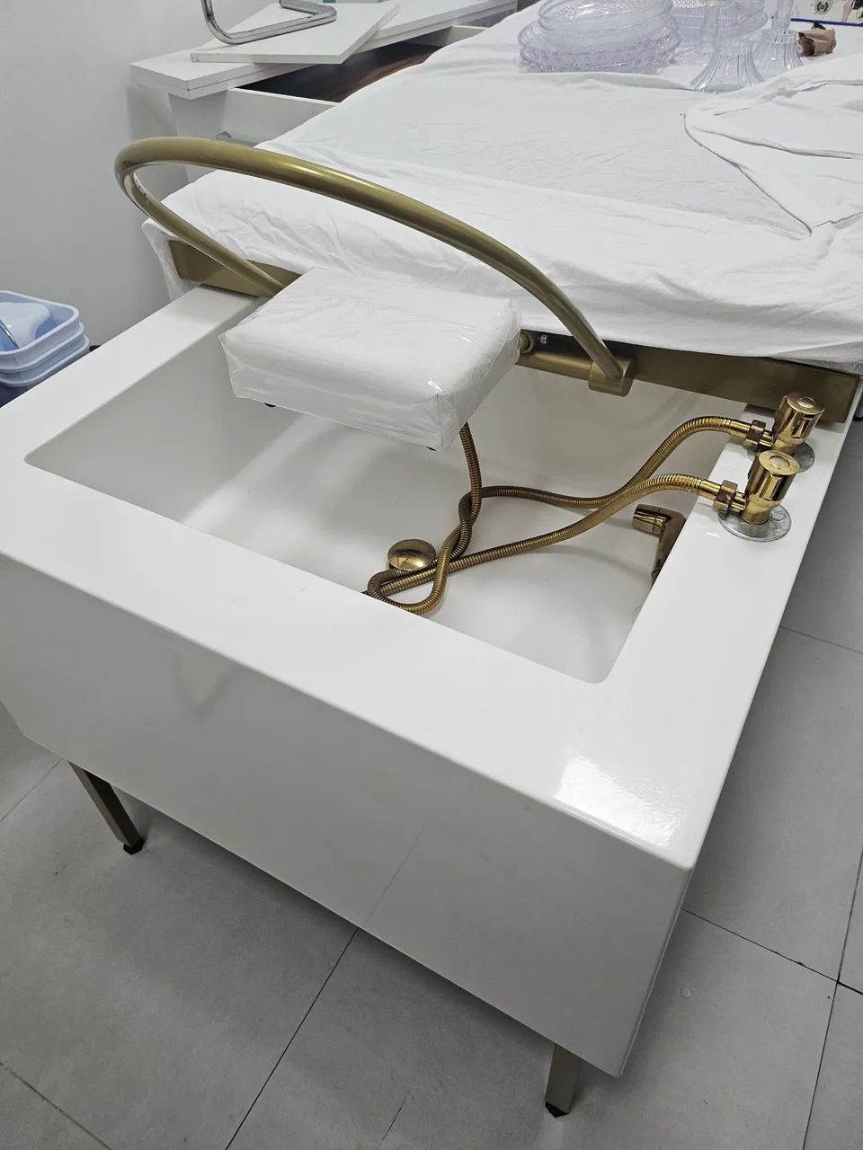 Maca completa com cuba de fibra para head spa - Foto 3