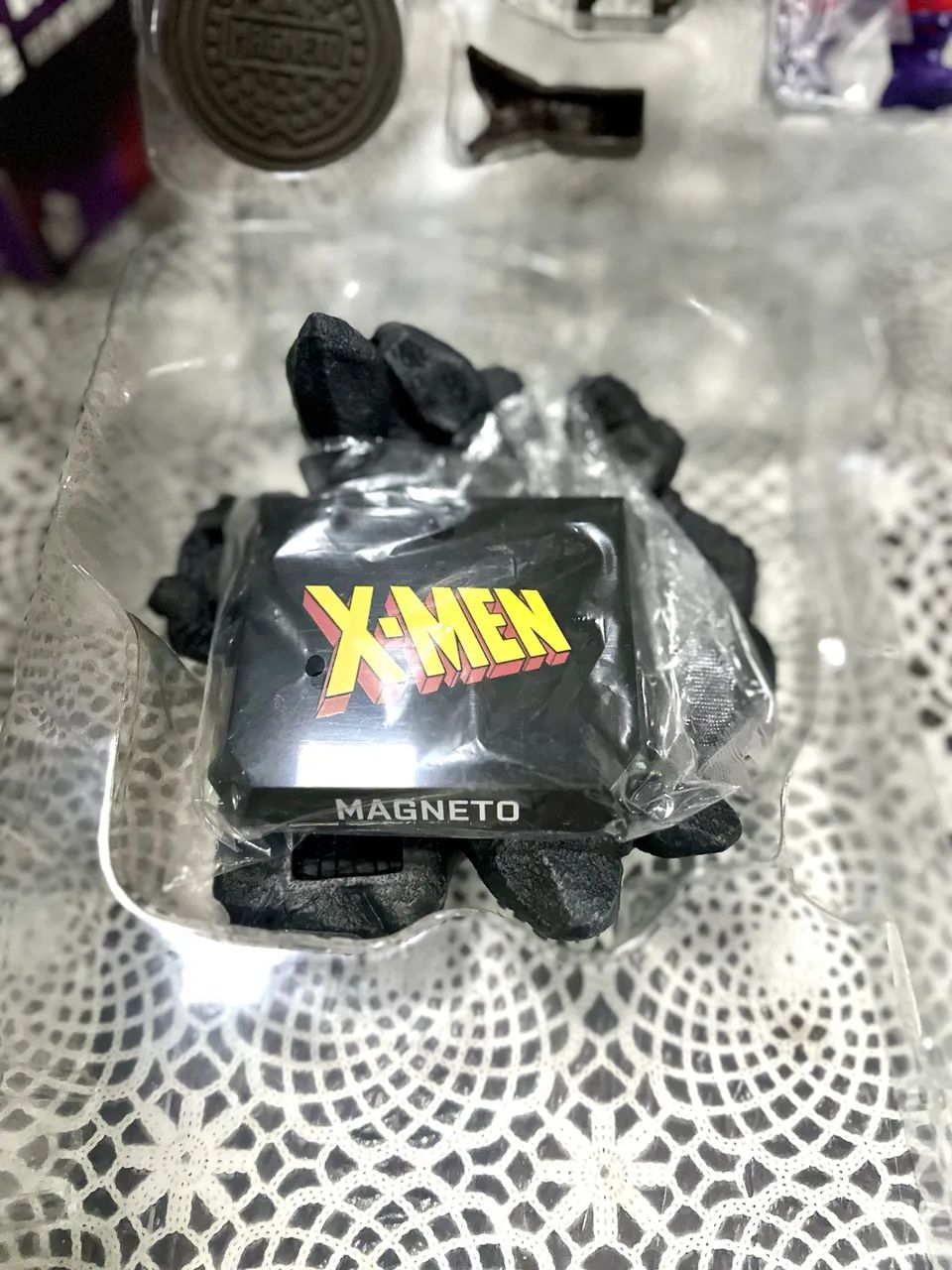 Magneto Deluxe Version (EAA-083DX) da linha Egg Attack Action da Beast Kingdom - Foto 5