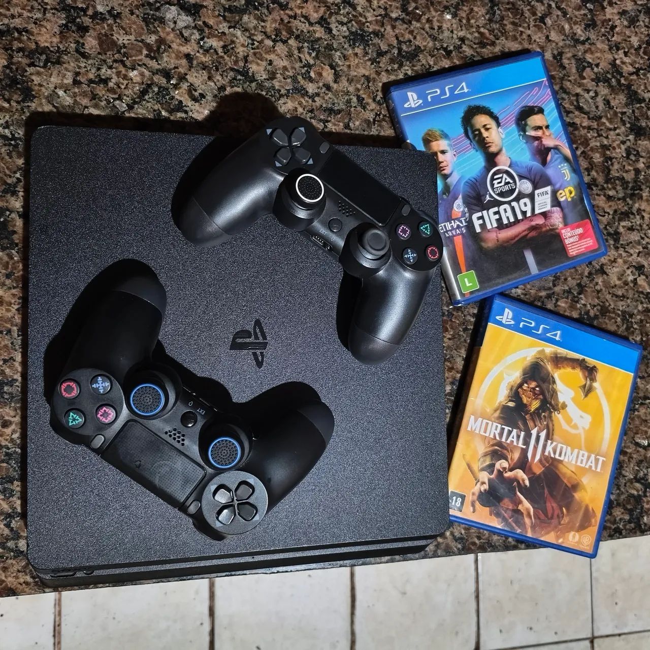 PS4 Slim 1 TB