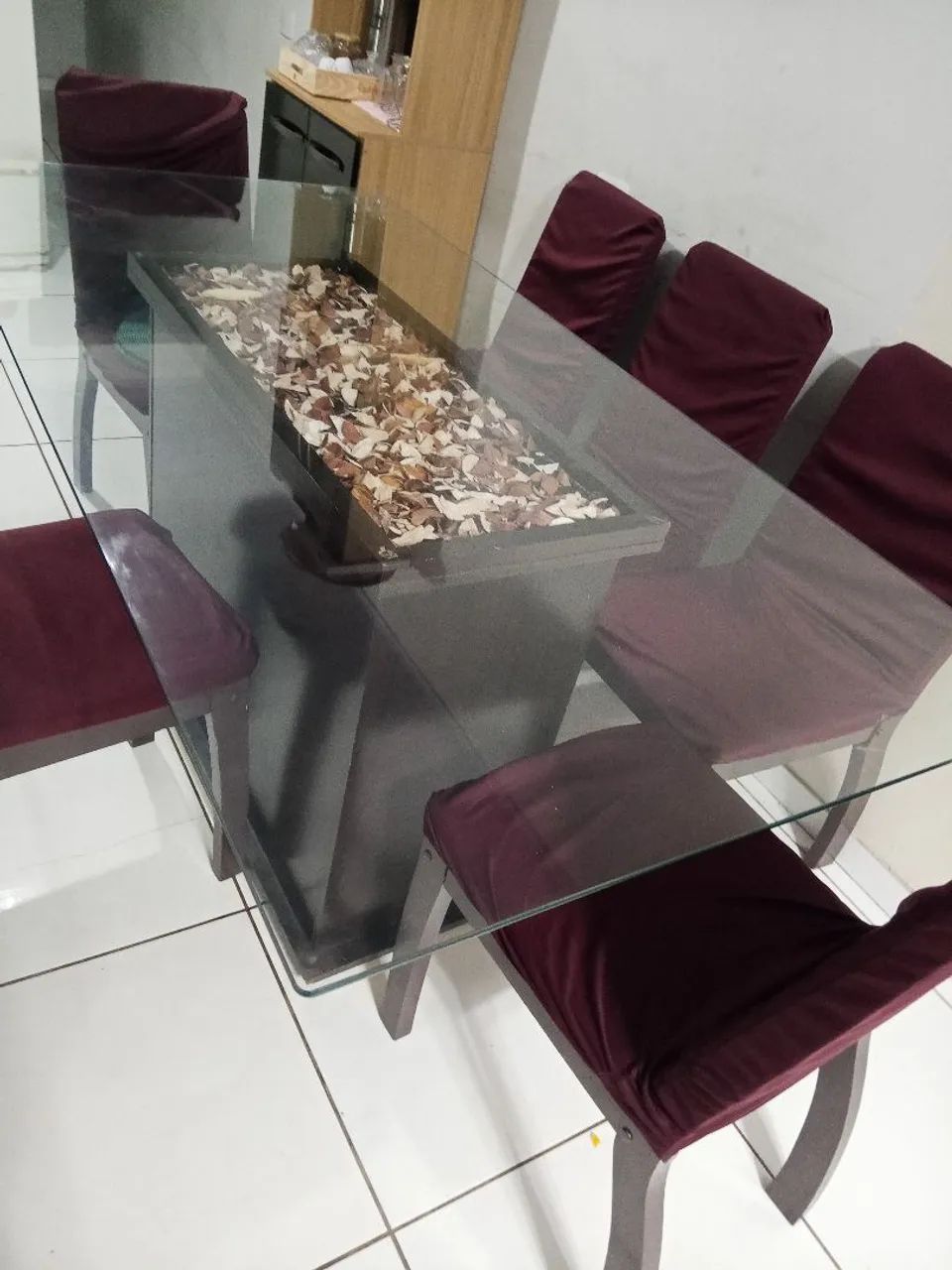 Jogo de mesa 6 cadeiras