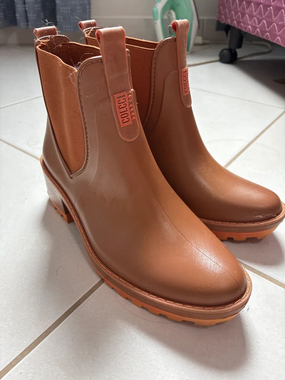 Botas tamanho 36 - Foto 5