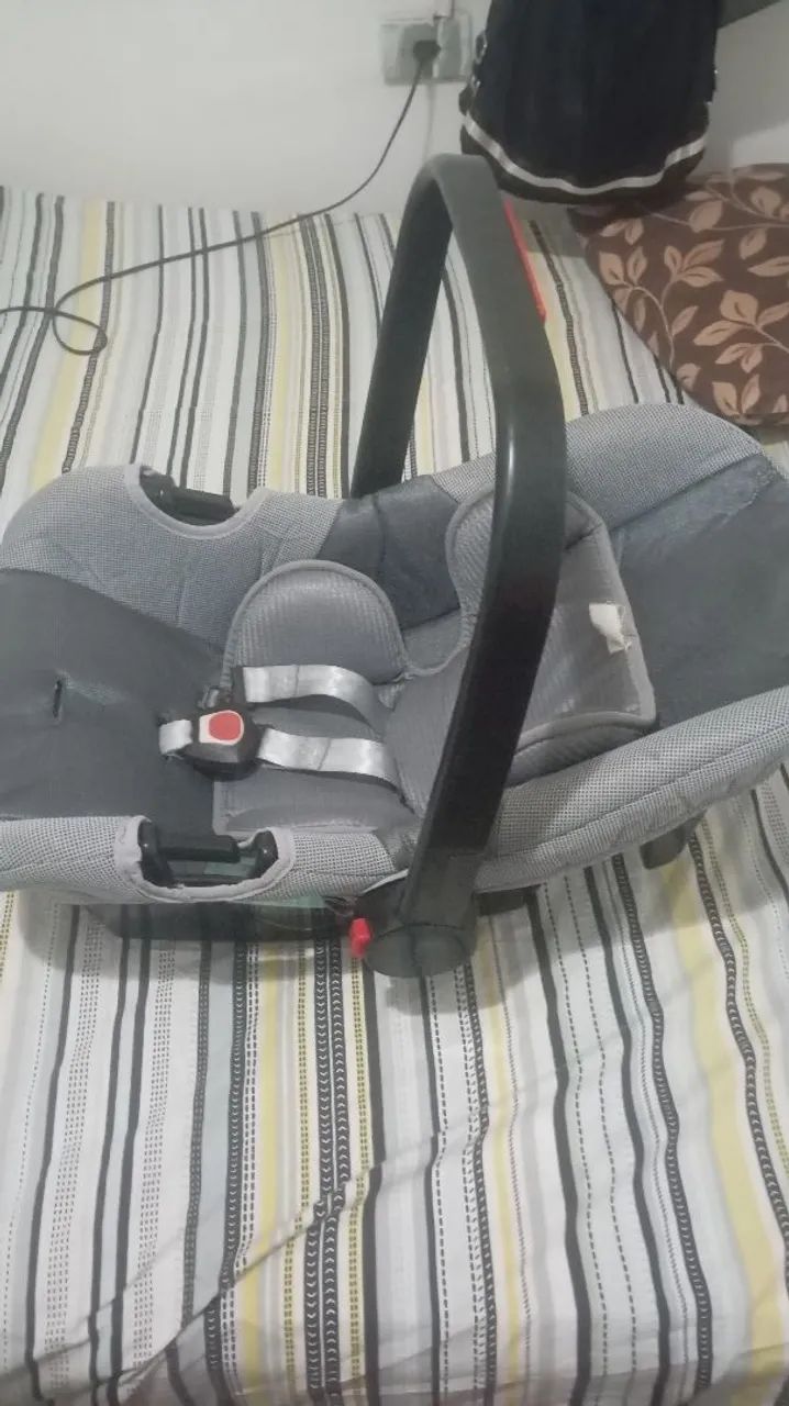 Cadeirinha de bebê para carro  - Foto 2